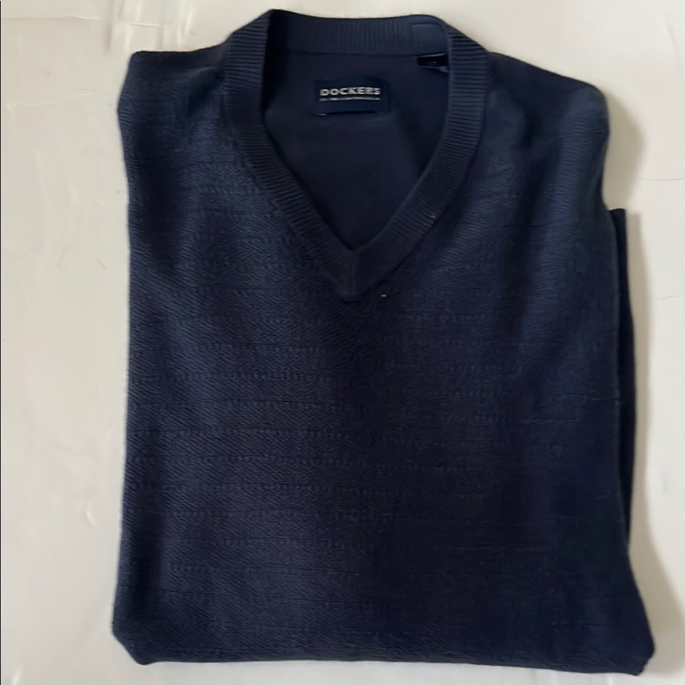 Dockers Men's Navy Sweater